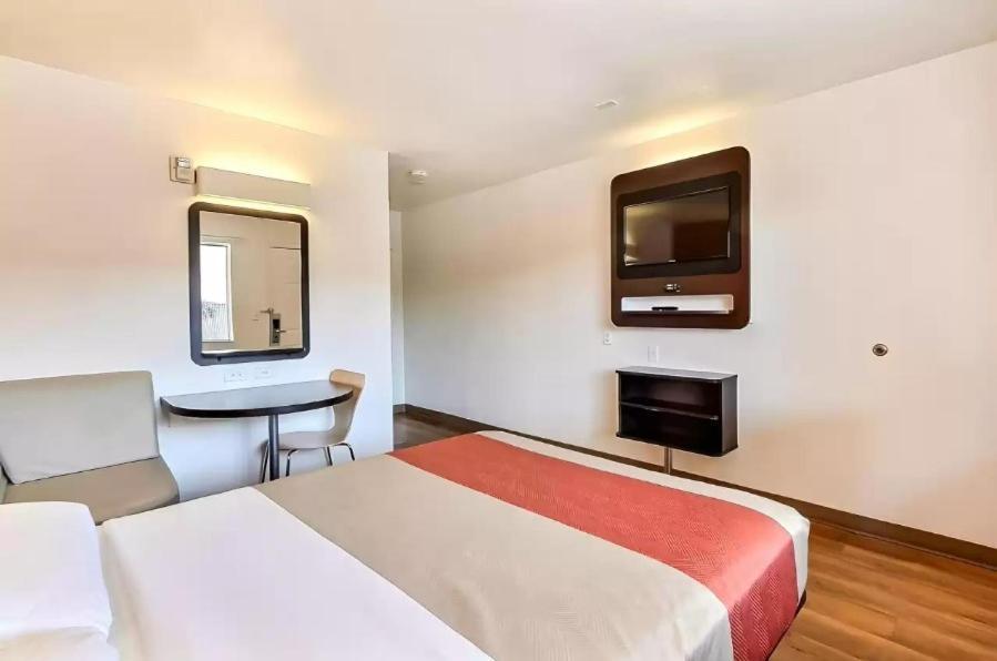 Park Inn By Radisson, San Jose Exterior photo