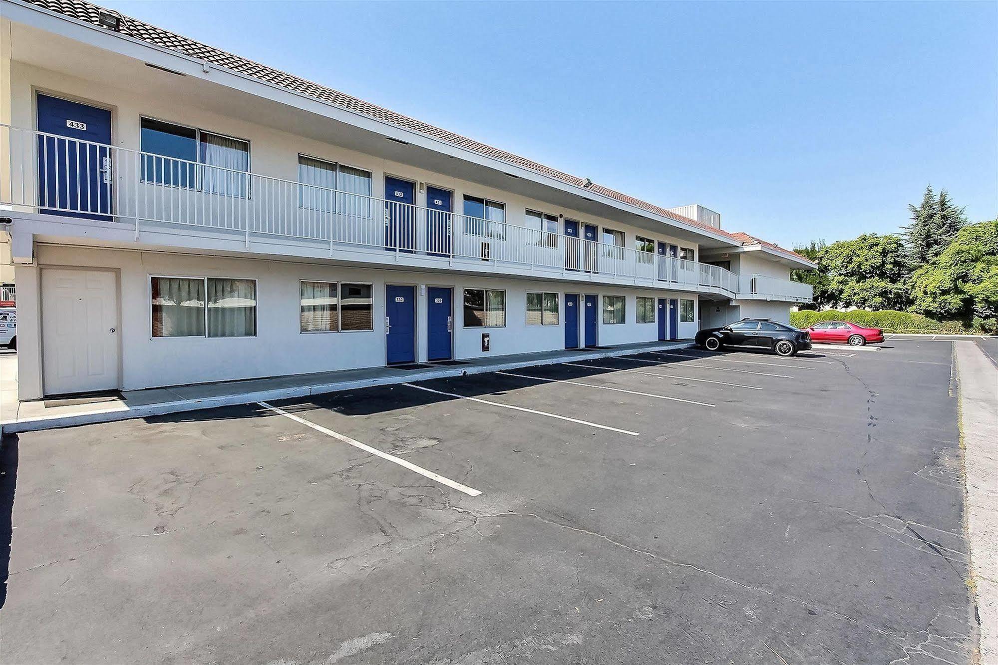 Park Inn By Radisson, San Jose Exterior photo