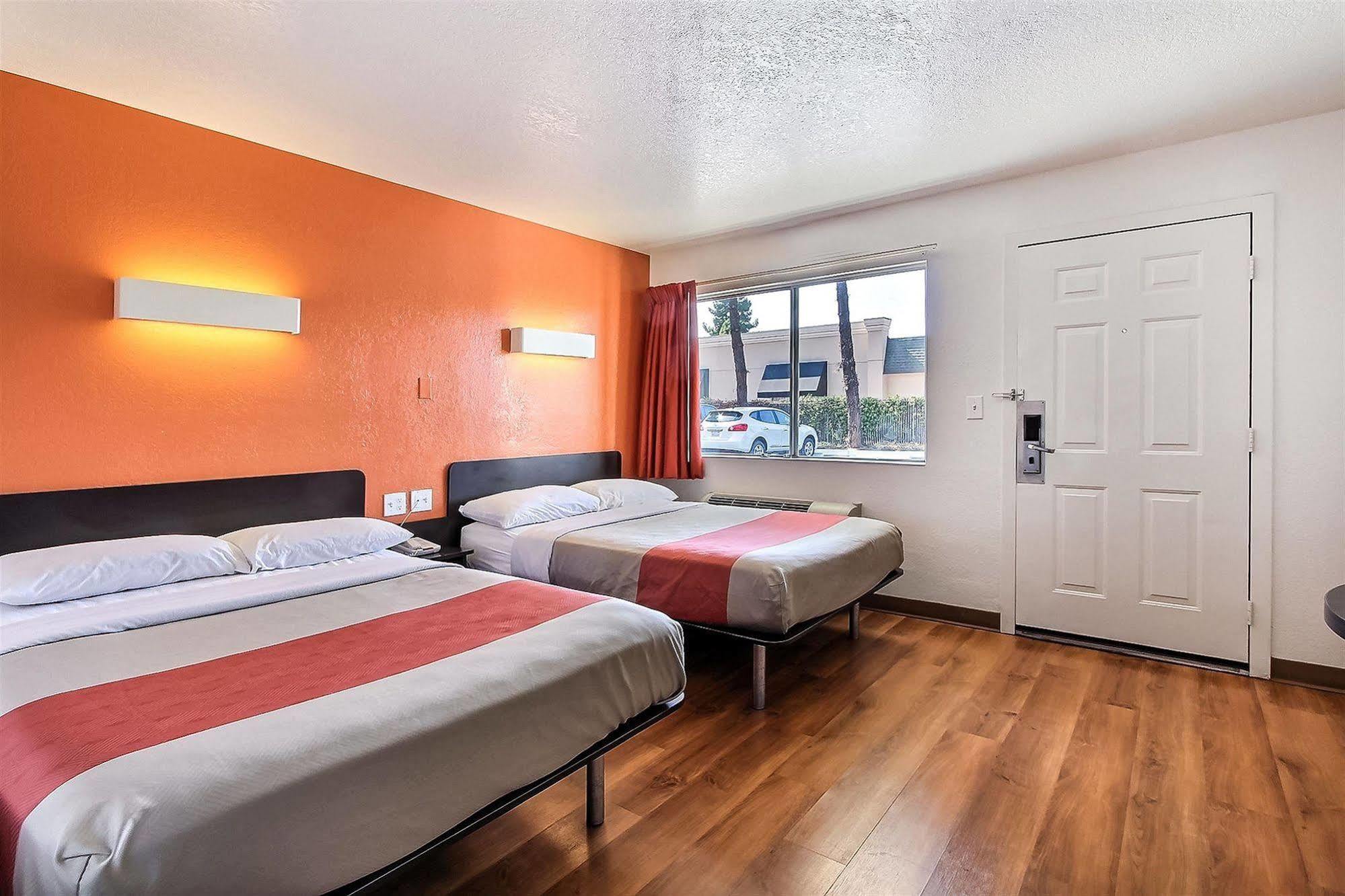 Park Inn By Radisson, San Jose Exterior photo