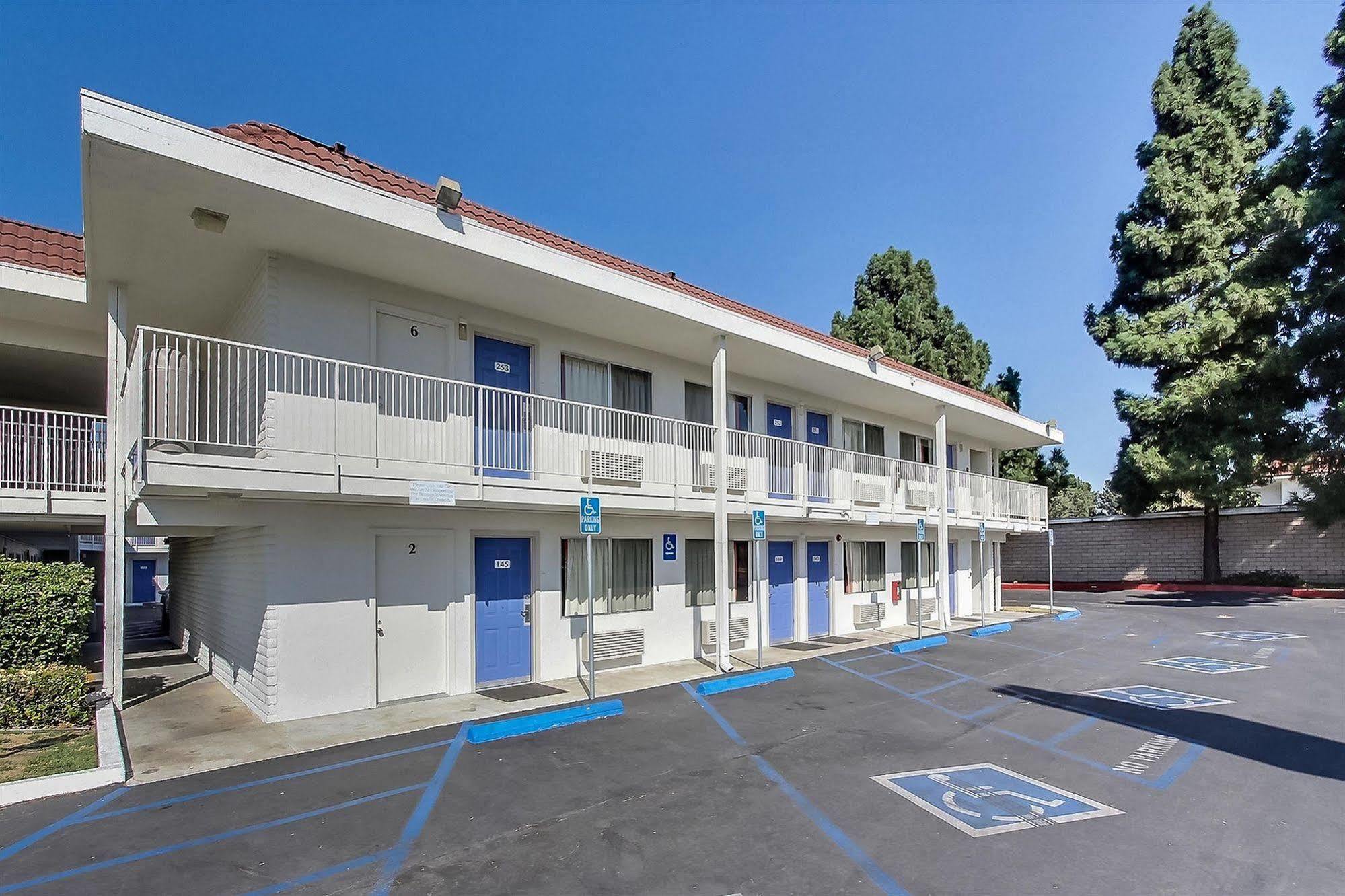 Park Inn By Radisson, San Jose Exterior photo